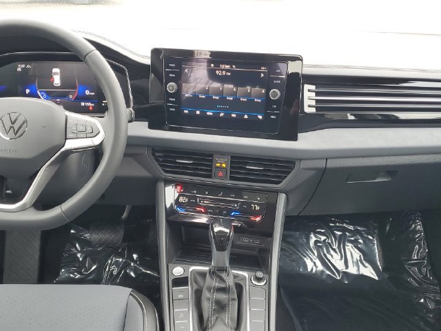 New 2026 Volkswagen Jetta SE FWD image 25