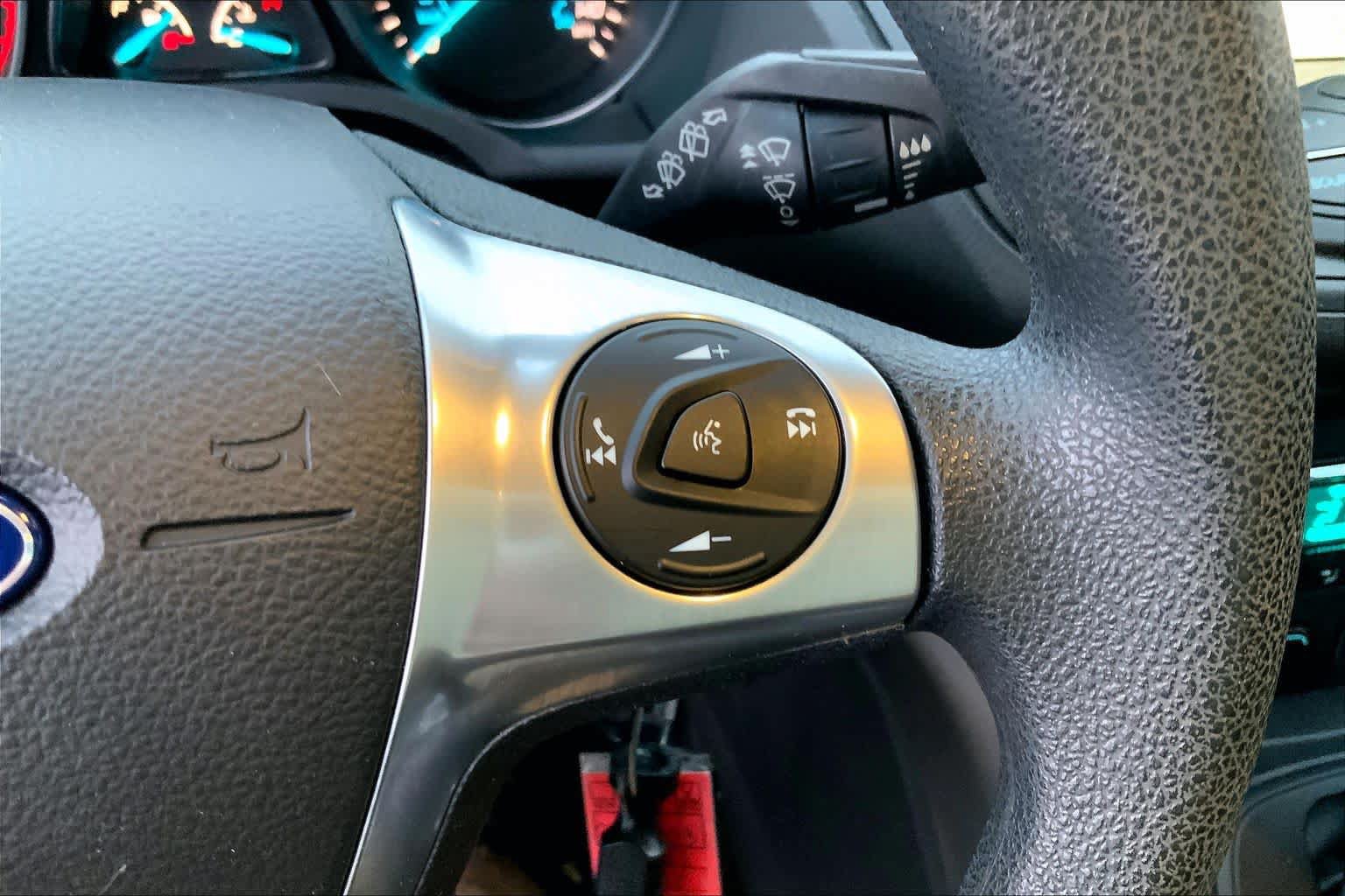Used 2016 Ford Escape SE w/ Equipment Group 201A FWD image 23