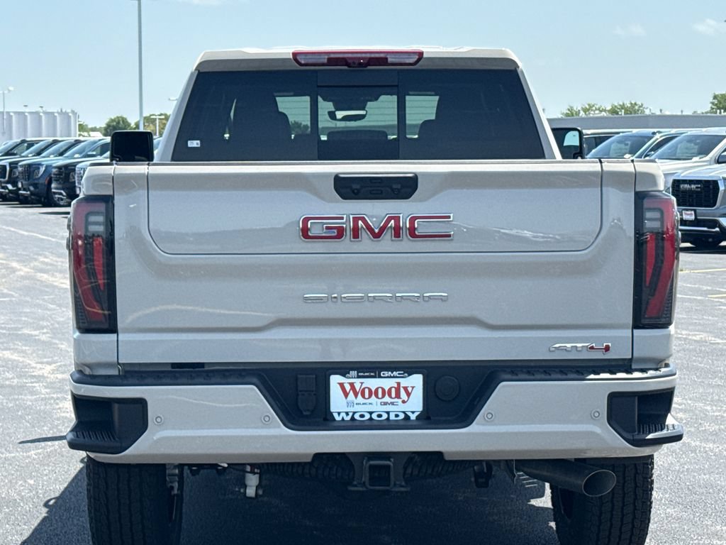 New 2026 GMC Sierra 2500 AT4 w/ AT4 Premium Plus Package AWD/4WD image 9