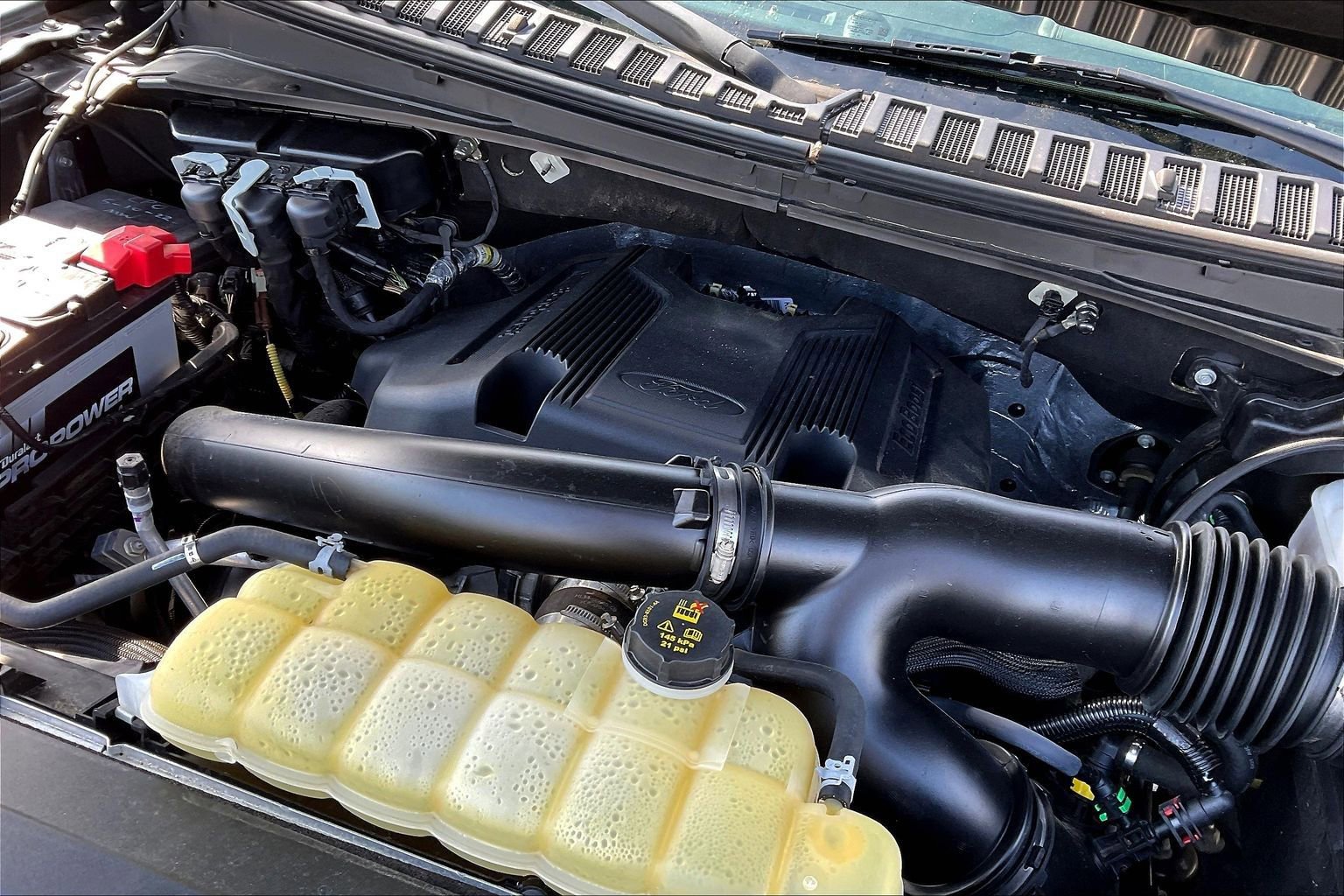 Used 2020 Ford Expedition Limited image 32