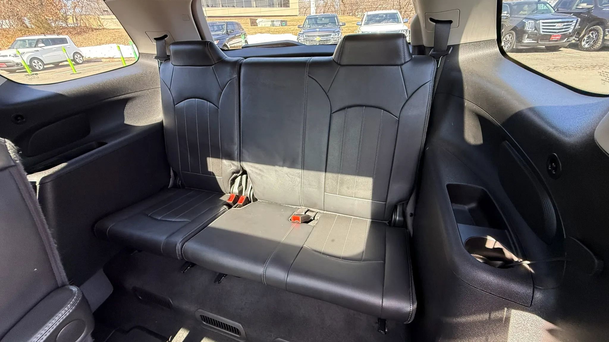 Used 2017 GMC Acadia Limited SLT image 27