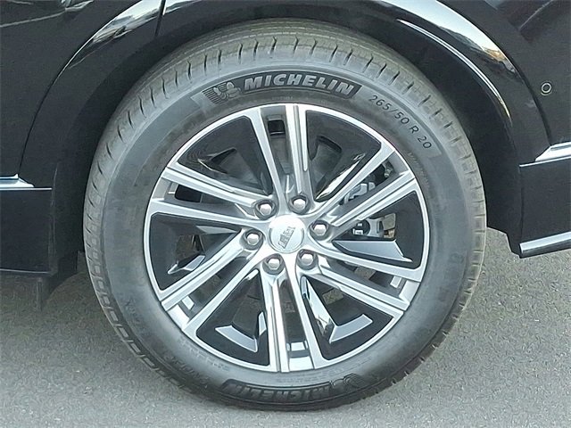 New 2026 Cadillac Lyriq Luxury image 7