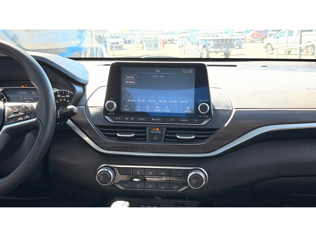 Used 2023 Nissan Altima 2.5 SV FWD image 15