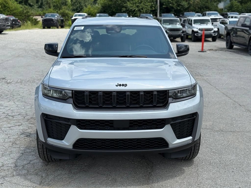 New 2026 Jeep Grand Cherokee L 4WD image 3