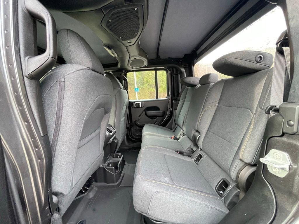 New 2025 Jeep Gladiator Sport AWD/4WD image 22