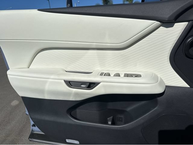 New 2026 Lexus ES 350h w/ Convenience Package FWD image 12