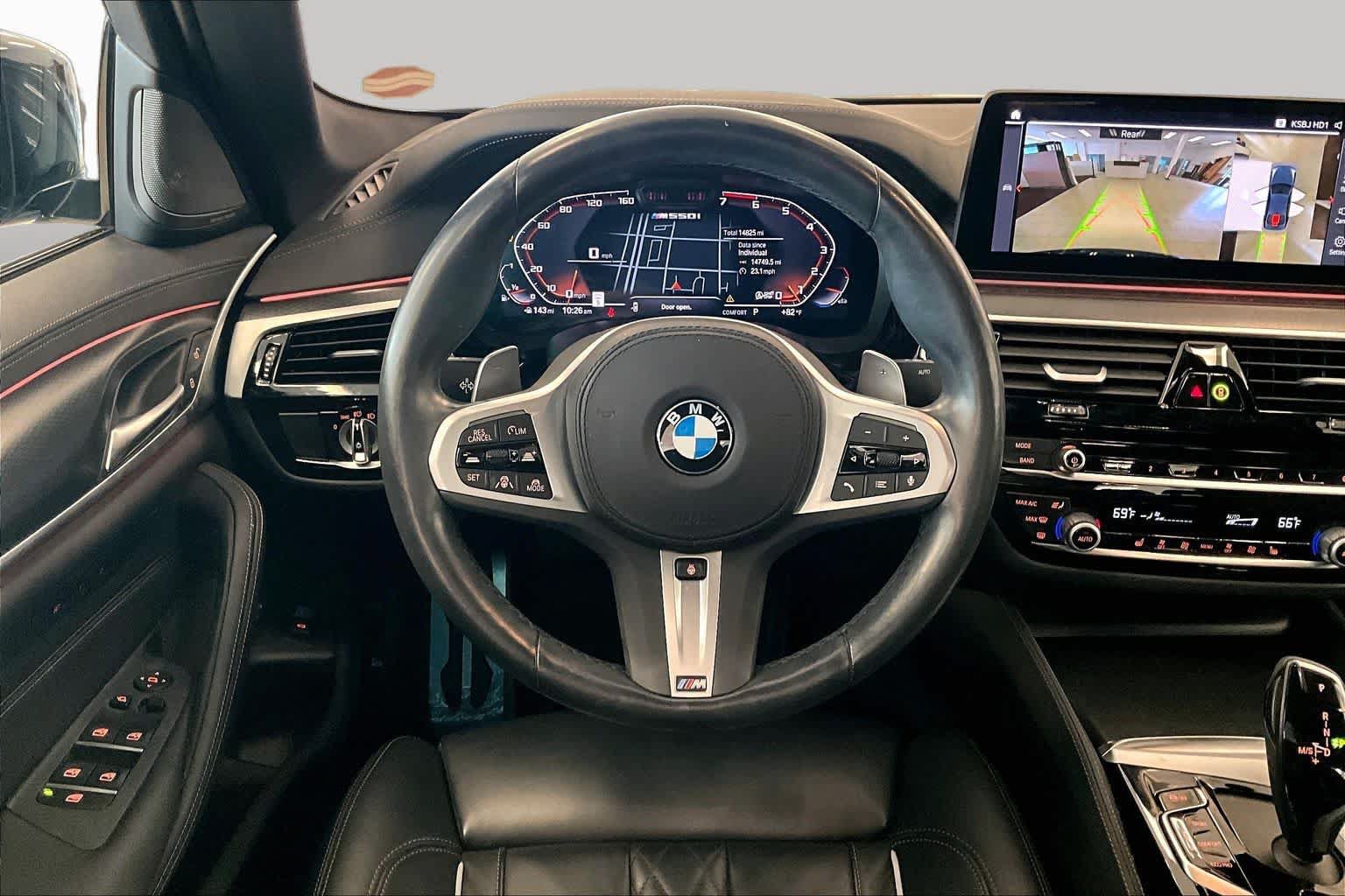 Used 2023 BMW M550i xDrive AWD/4WD image 16