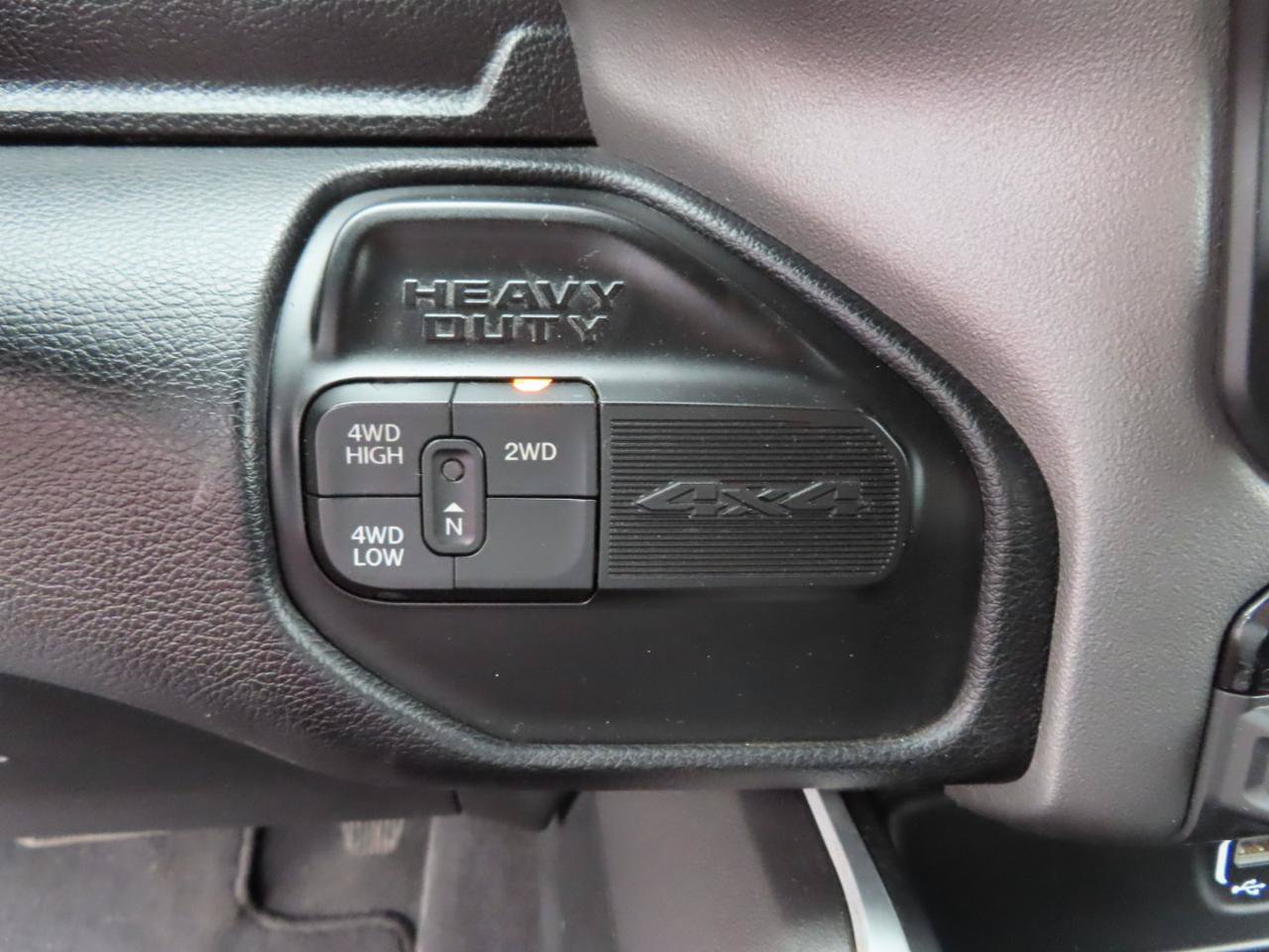 Used 2022 RAM 3500 Lone Star w/ Night Edition AWD/4WD image 34