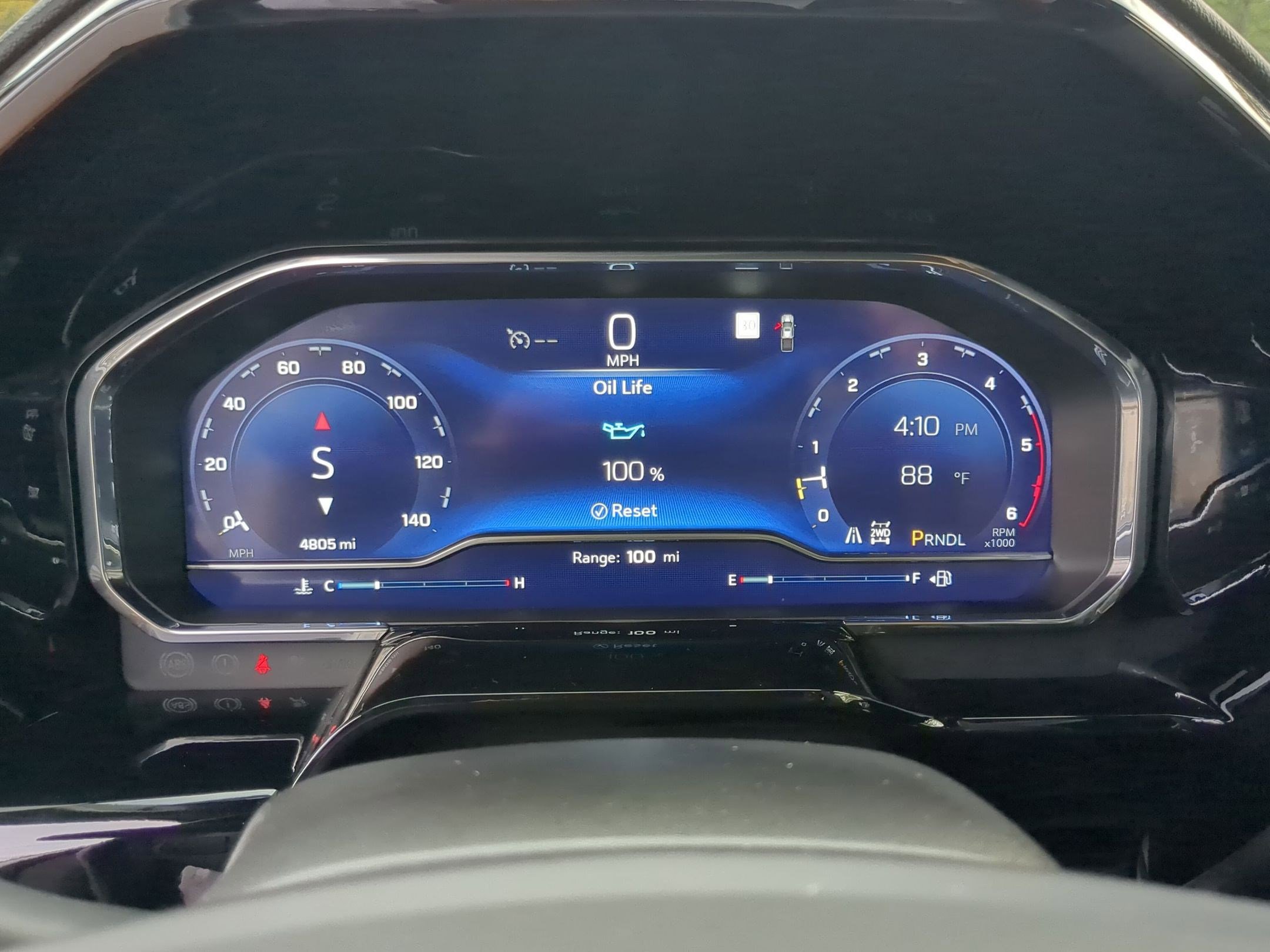 Used 2025 Chevrolet Silverado 2500 LT w/ Safety Package image 14