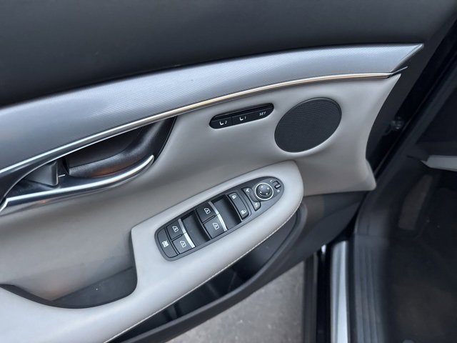 Certified 2023 INFINITI QX50 Luxe image 13