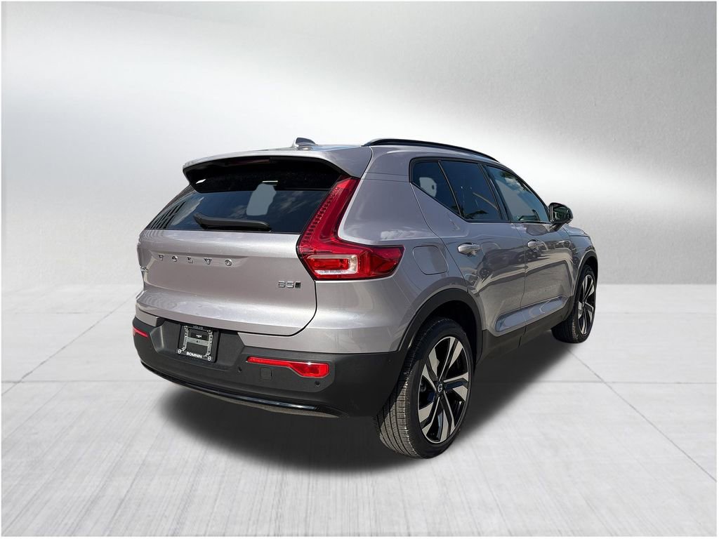 New 2026 Volvo XC40 B5 Ultra AWD/4WD image 5
