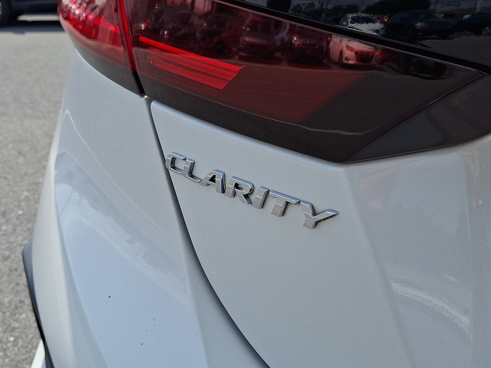 Used 2018 Honda Clarity Touring image 31