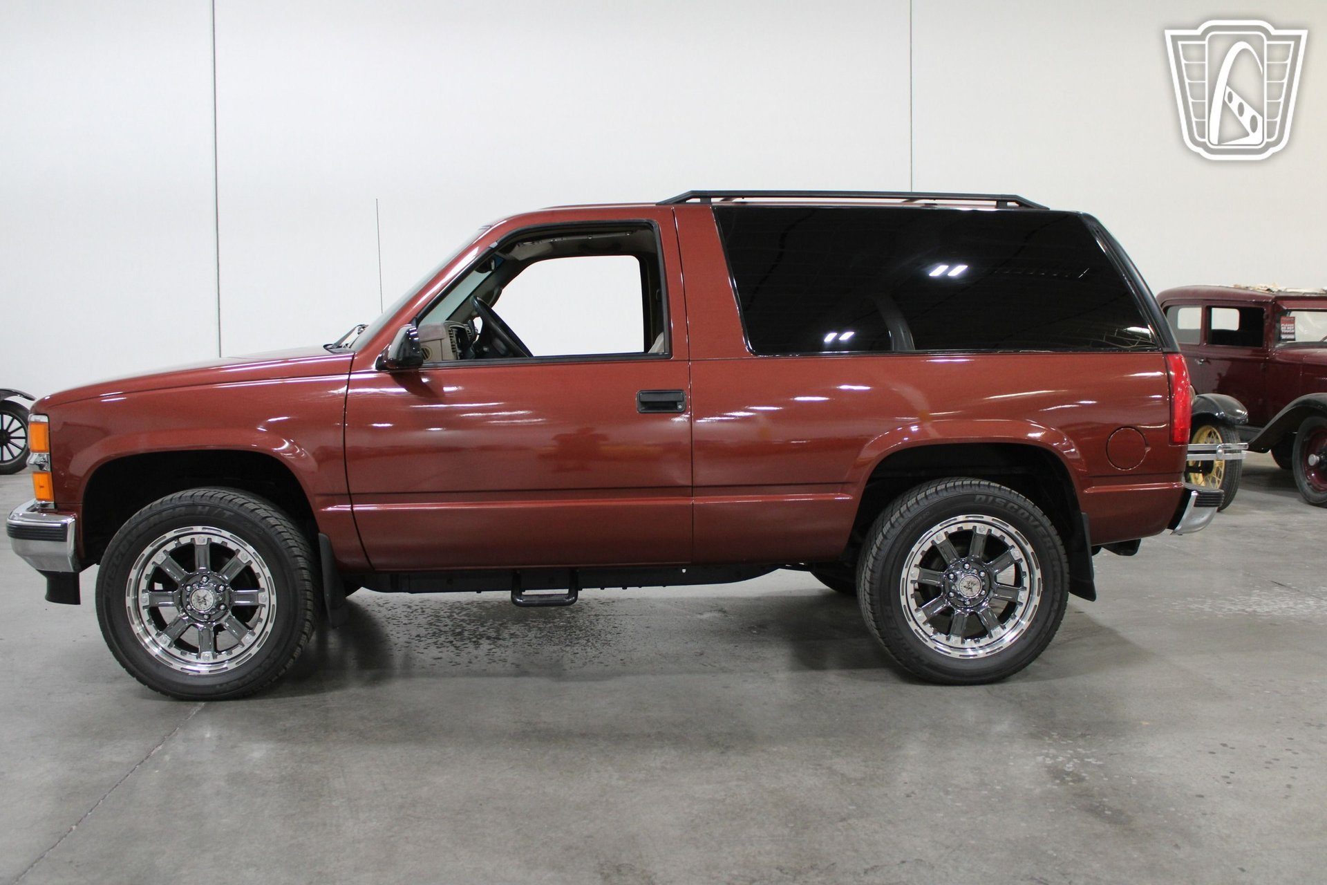Used 1998 Chevrolet Tahoe 4WD 2-Door w/ Preferred Equipment Group 2 image 17