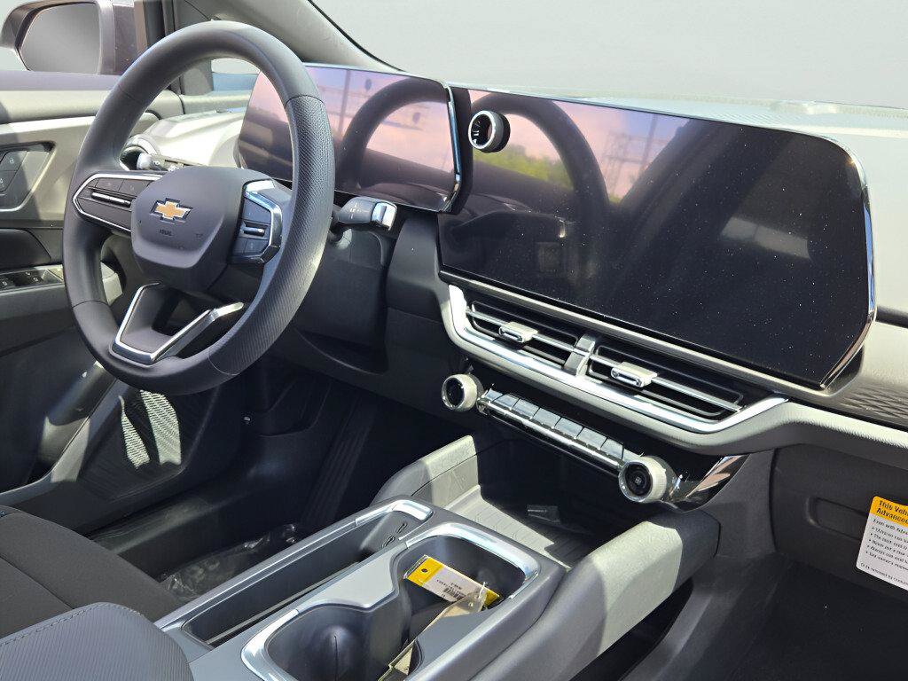 New 2026 Chevrolet Equinox EV LT FWD image 5
