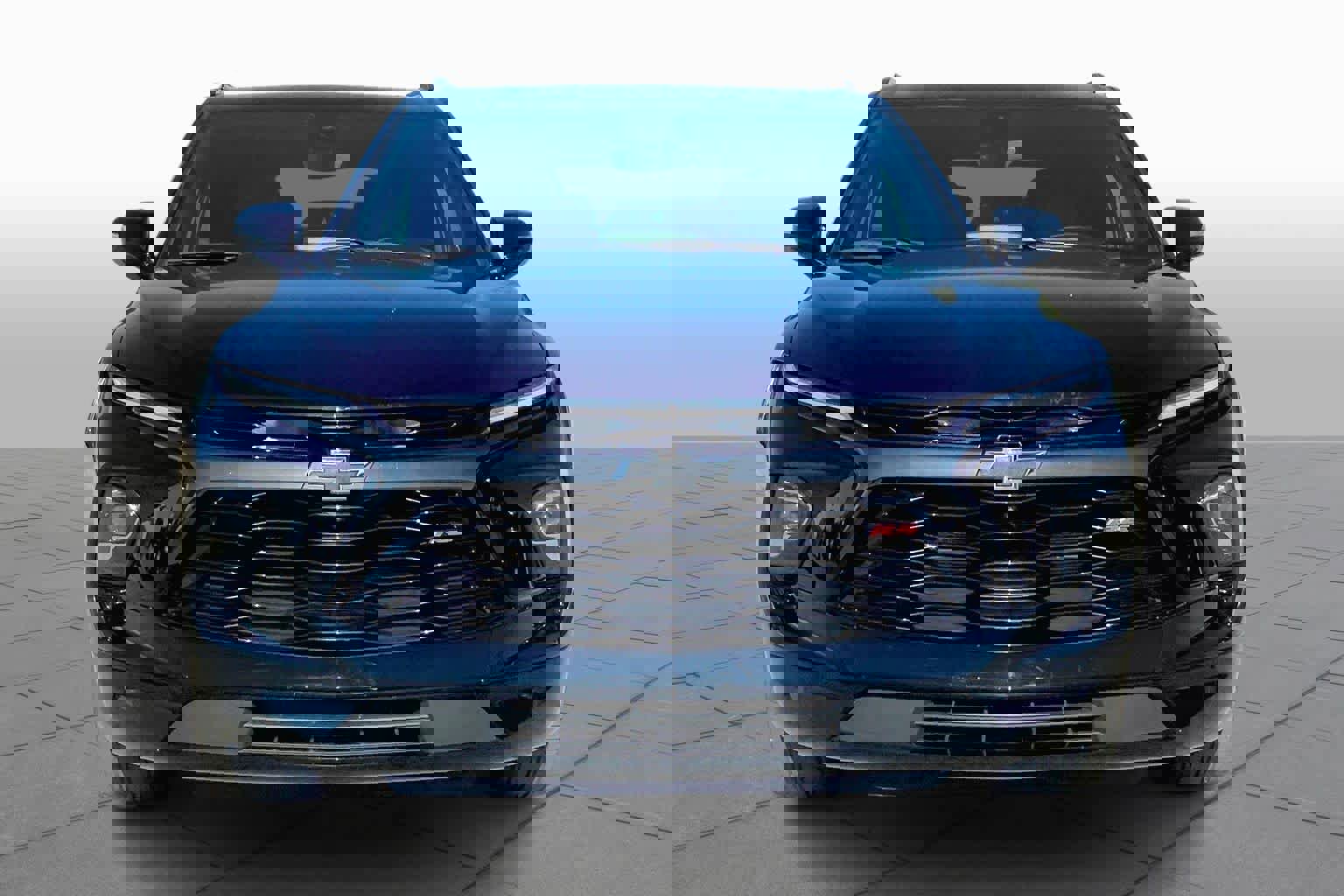 Certified 2023 Chevrolet Blazer RS w/ Driver Confidence II Package image 3