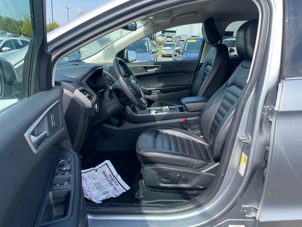 Used 2022 Ford Edge SEL image 9