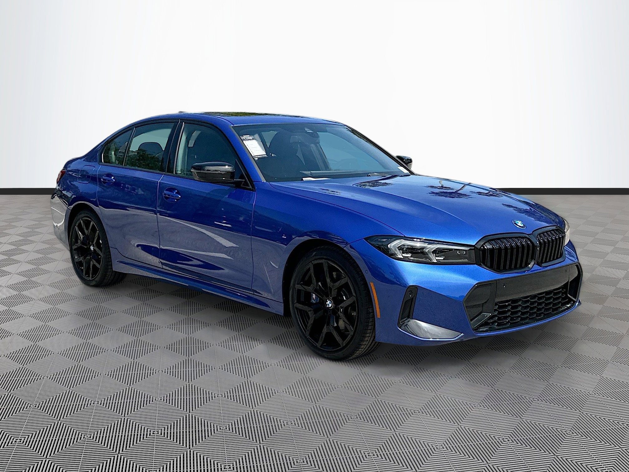 New 2025 BMW 330i Sedan image 1