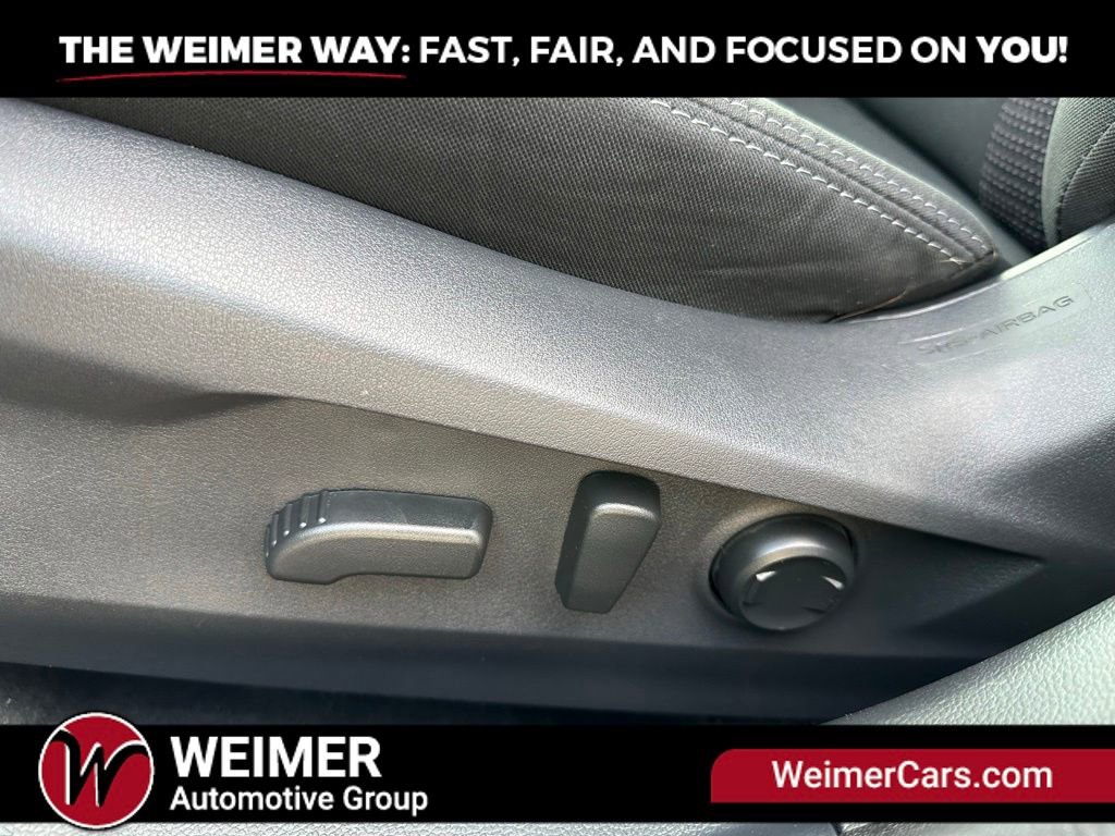 Used 2023 Subaru Outback Premium AWD/4WD image 10