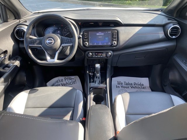 Used 2022 Nissan Kicks SR w/ Premium Package image 30