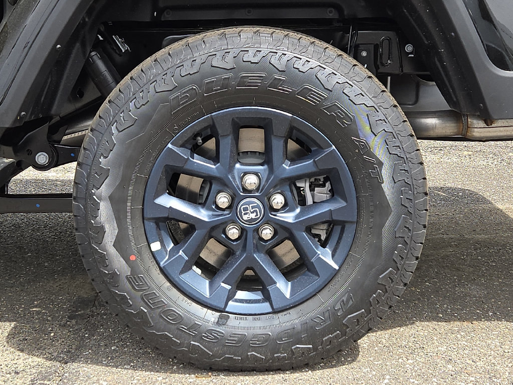 New 2026 Jeep Gladiator Sport AWD/4WD image 6