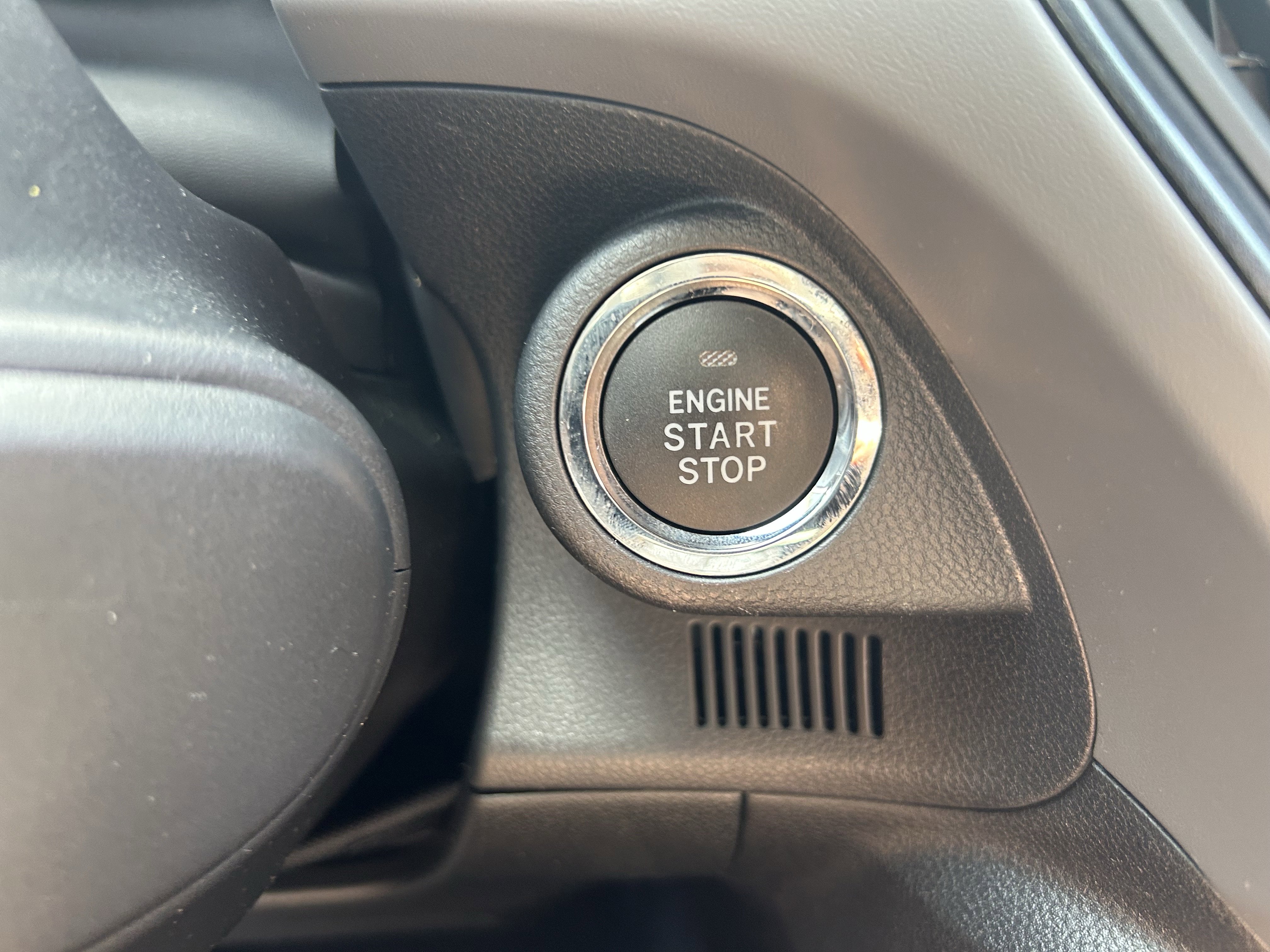 Used 2025 Subaru Crosstrek 2.5i Sport AWD/4WD image 15