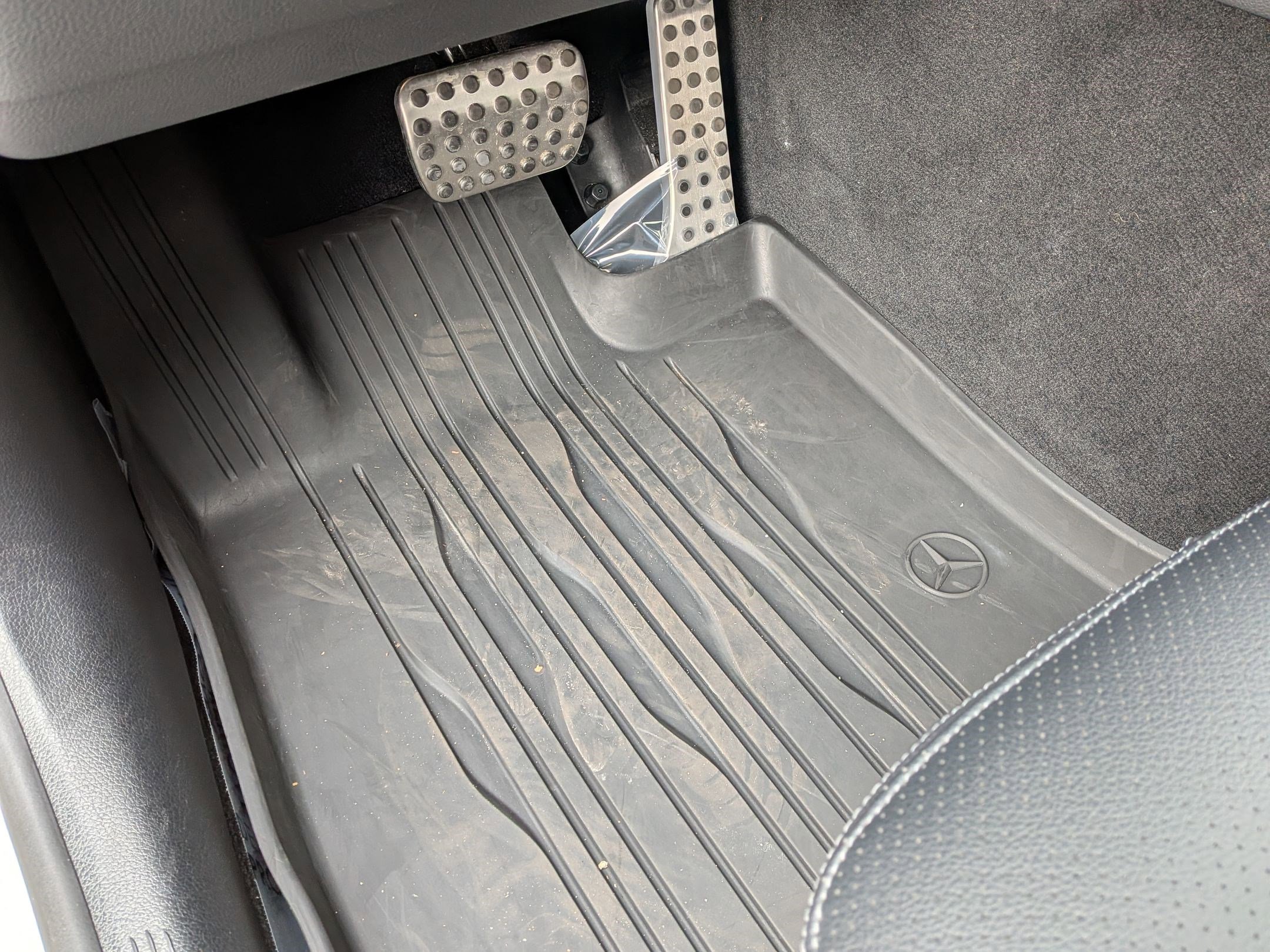 Certified 2024 Mercedes-Benz GLC 300 300 4MATIC Coupe image 17