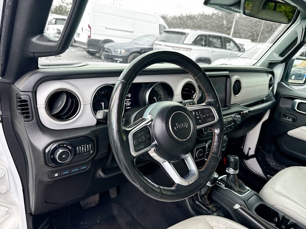 Used 2021 Jeep Wrangler Unlimited Sahara image 10