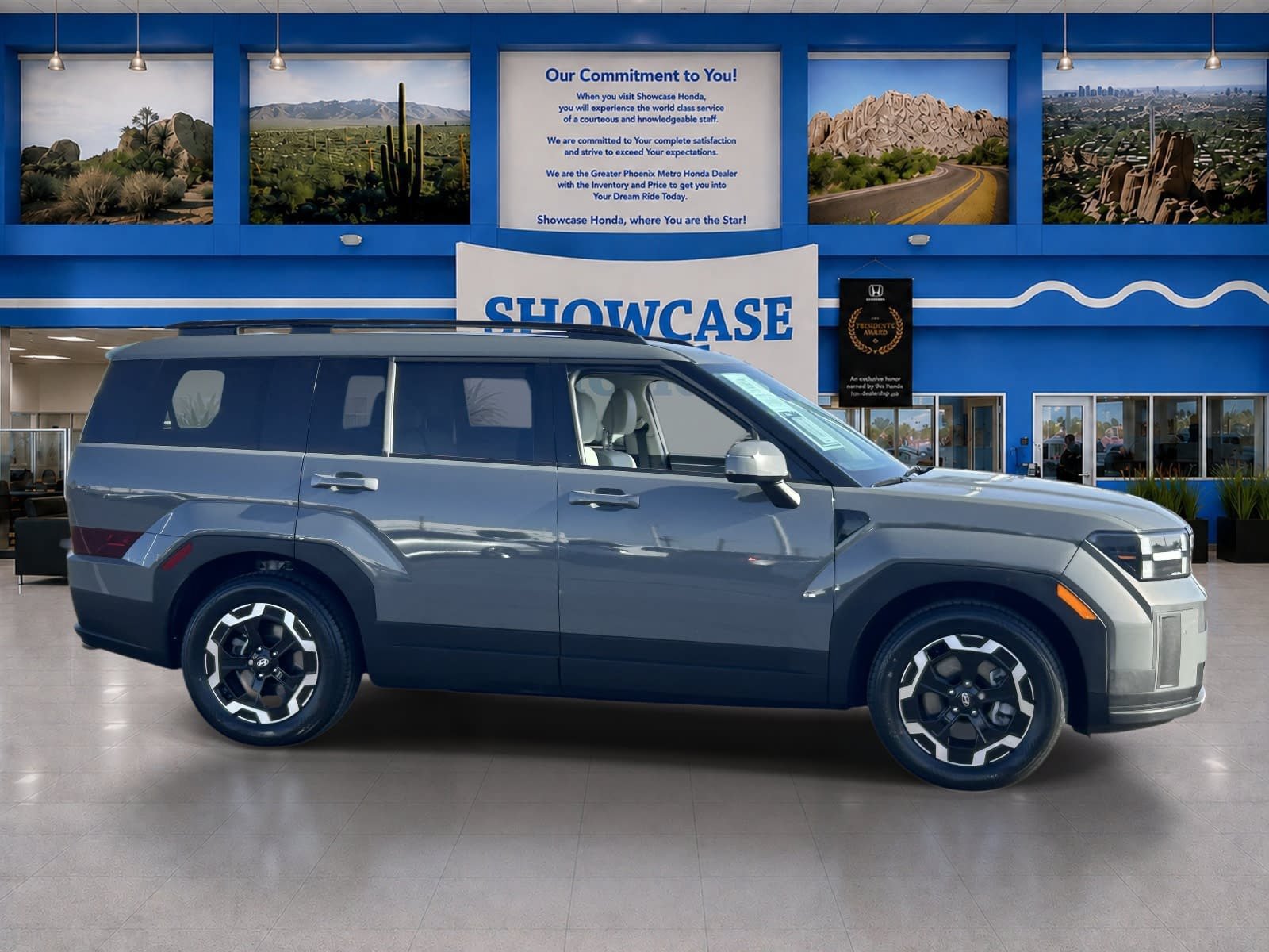 Used 2025 Hyundai Santa Fe SEL FWD image 7
