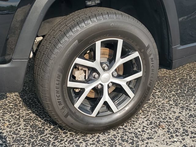 Certified 2024 Jeep Grand Cherokee Limited AWD/4WD image 12