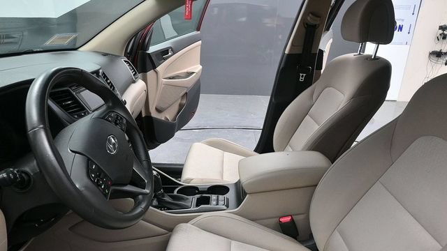 Used 2016 Hyundai Tucson Sport AWD/4WD image 19