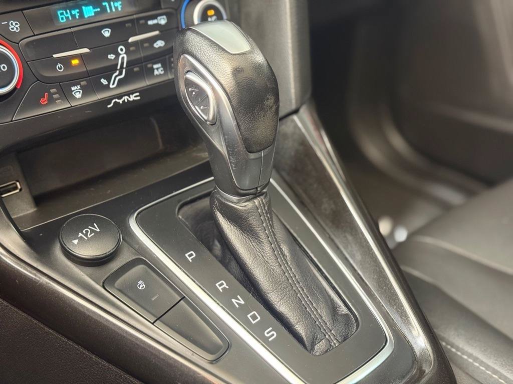 Used 2018 Ford Focus Titanium FWD image 33