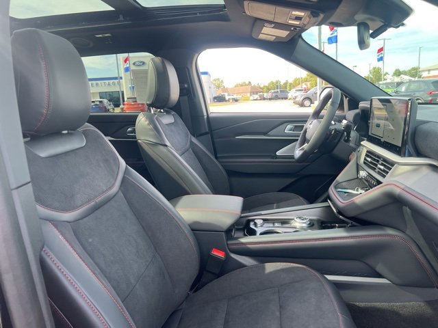 New 2025 Ford Explorer ST image 45
