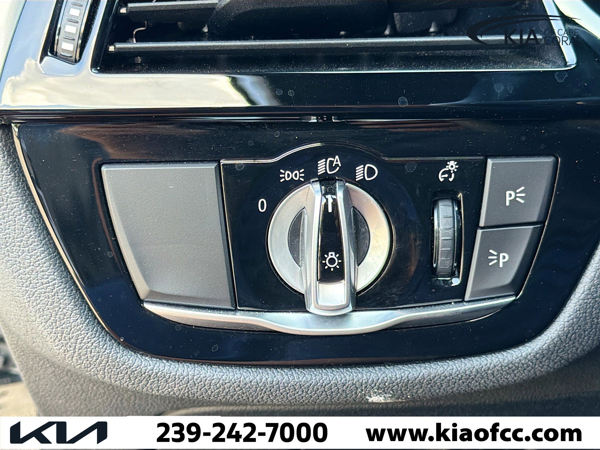 Used 2023 BMW 530i w/ M Sport Package image 33