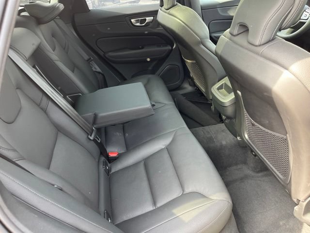 Used 2025 Volvo XC60 B5 Plus AWD/4WD image 12