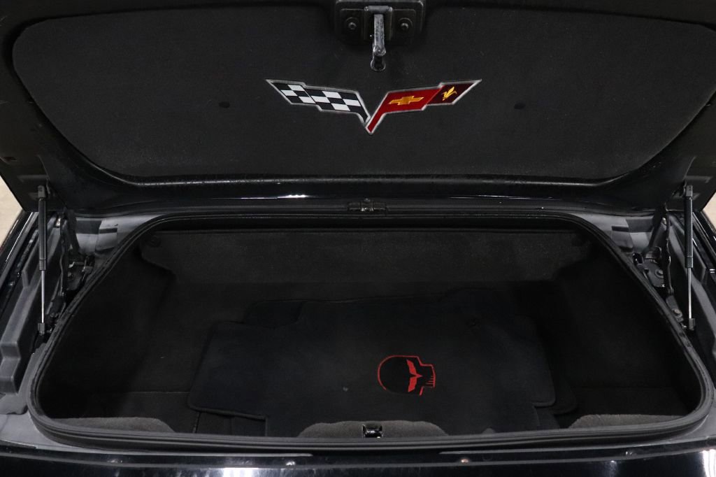 Used 2006 Chevrolet Corvette Convertible w/ Preferred Equipment Group image 13
