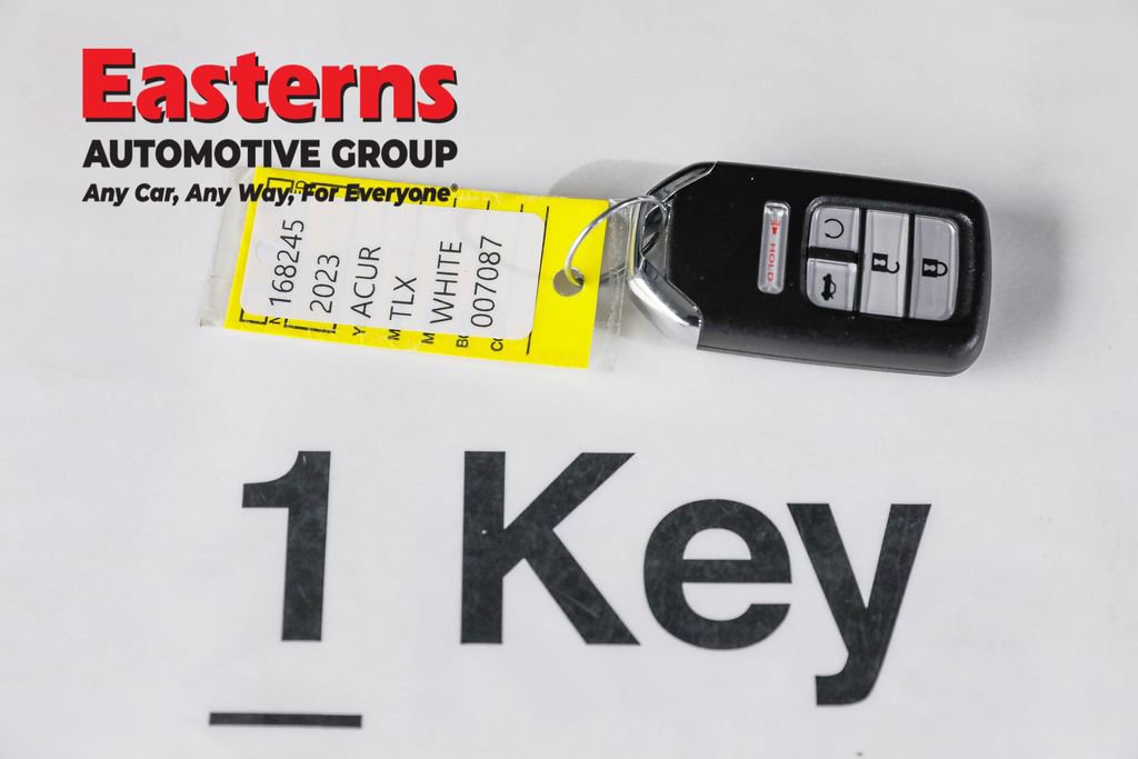 Used 2023 Acura TLX image 23