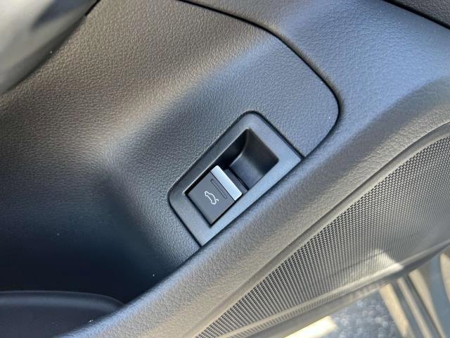 Used 2024 Audi A6 2.0T Premium image 18