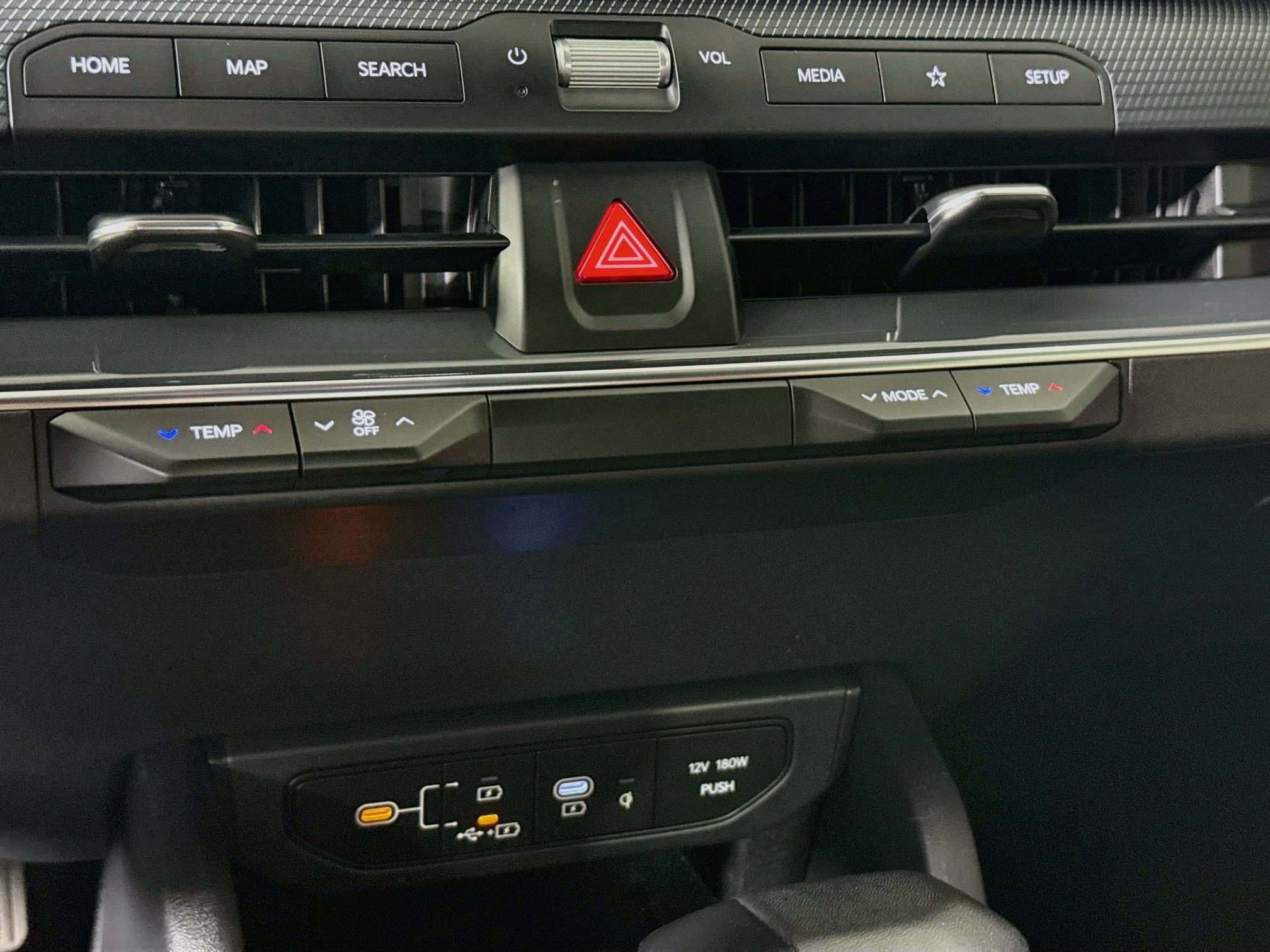 Used 2025 Kia K4 GT-Line w/ GT-Line Premium Package FWD image 19