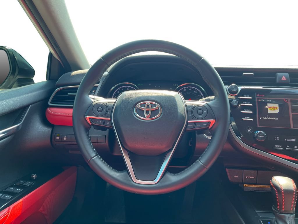 Used 2020 Toyota Camry XSE FWD image 12