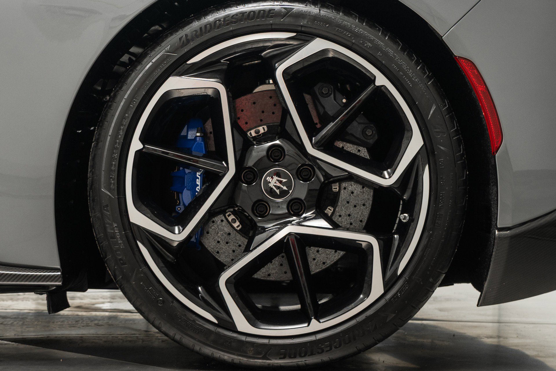 Used 2022 Maserati MC20 Coupe image 11