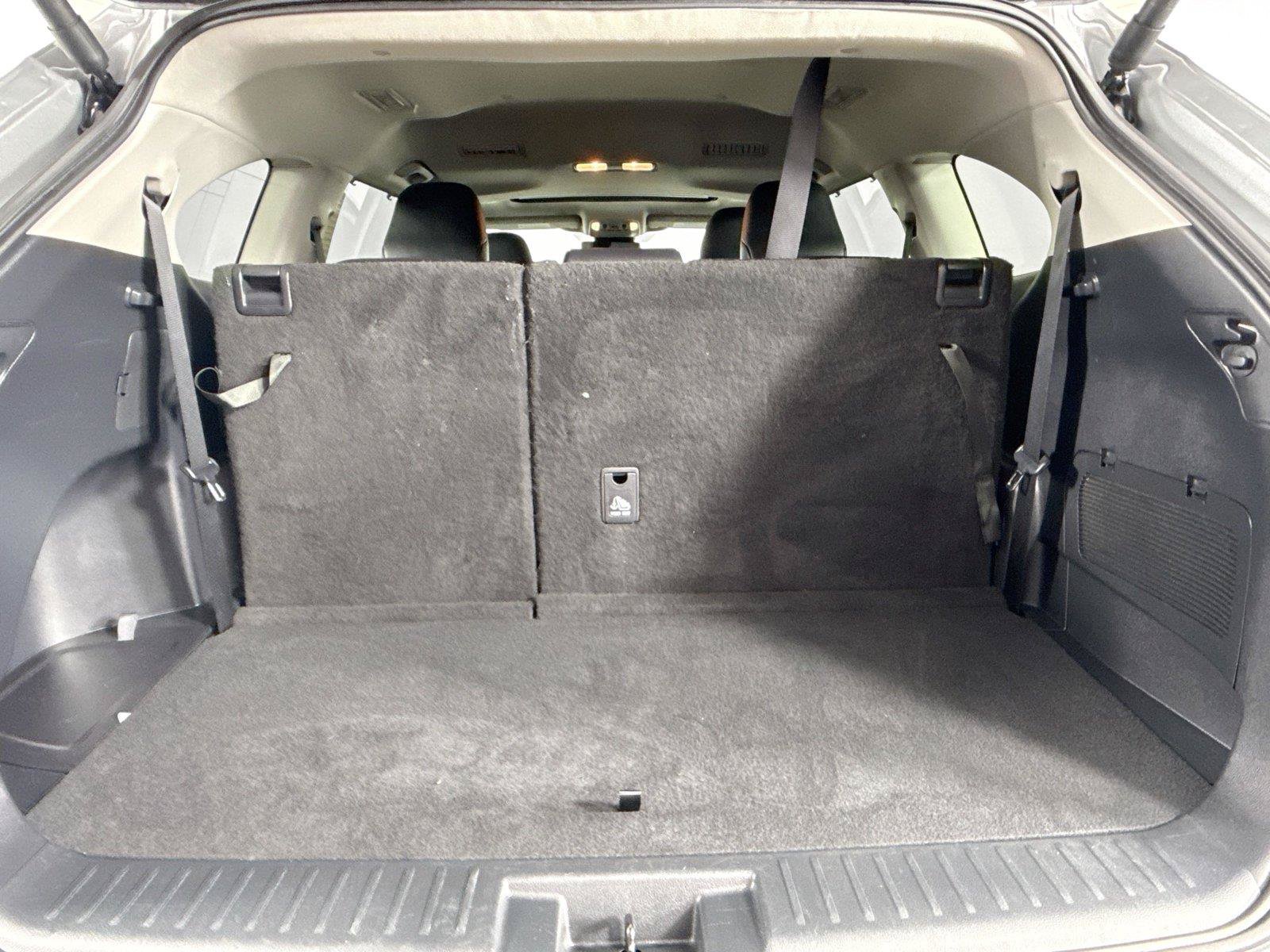 Certified 2025 Toyota Highlander XLE AWD/4WD image 38