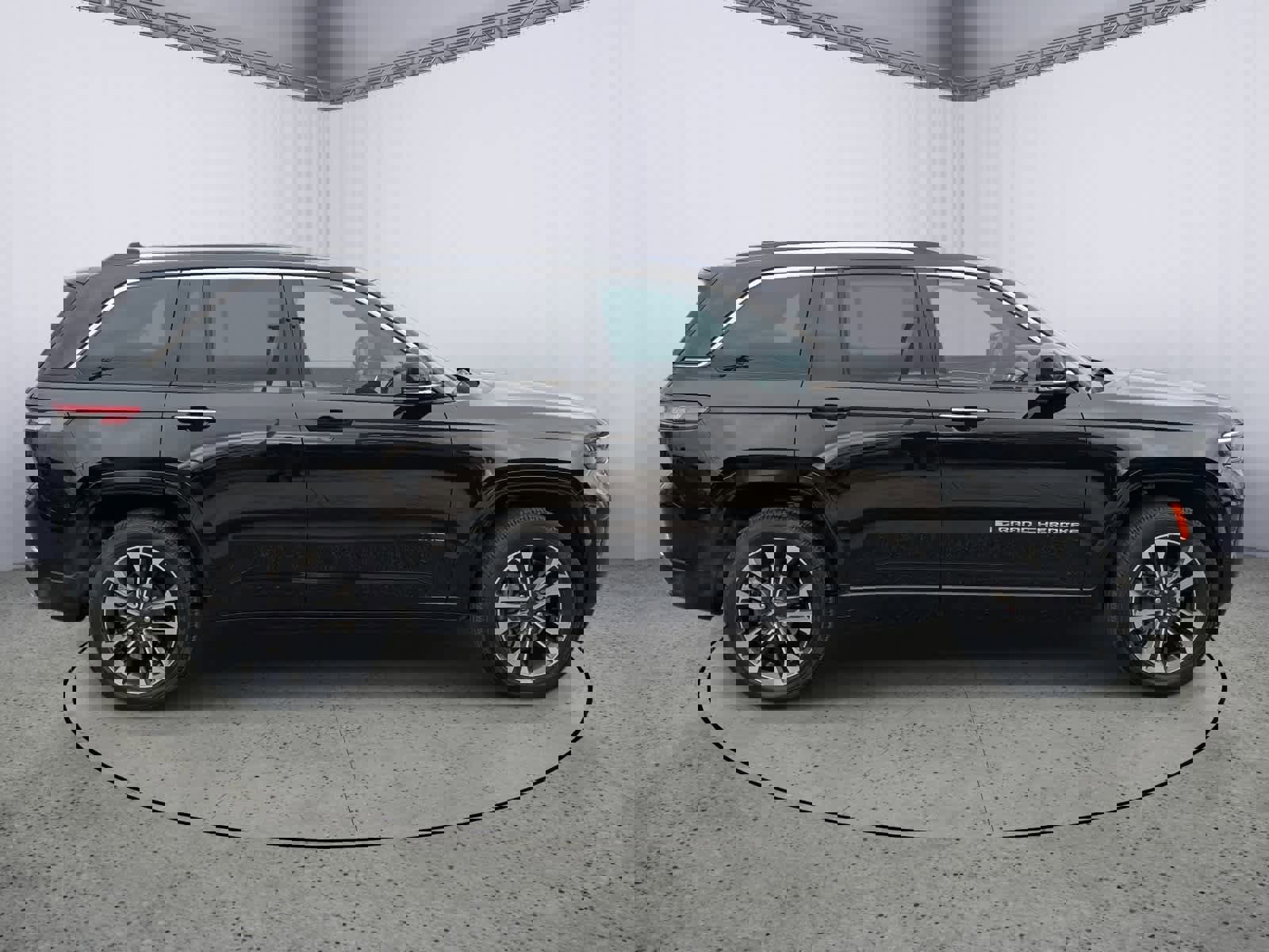 Used 2022 Jeep Grand Cherokee Overland image 4