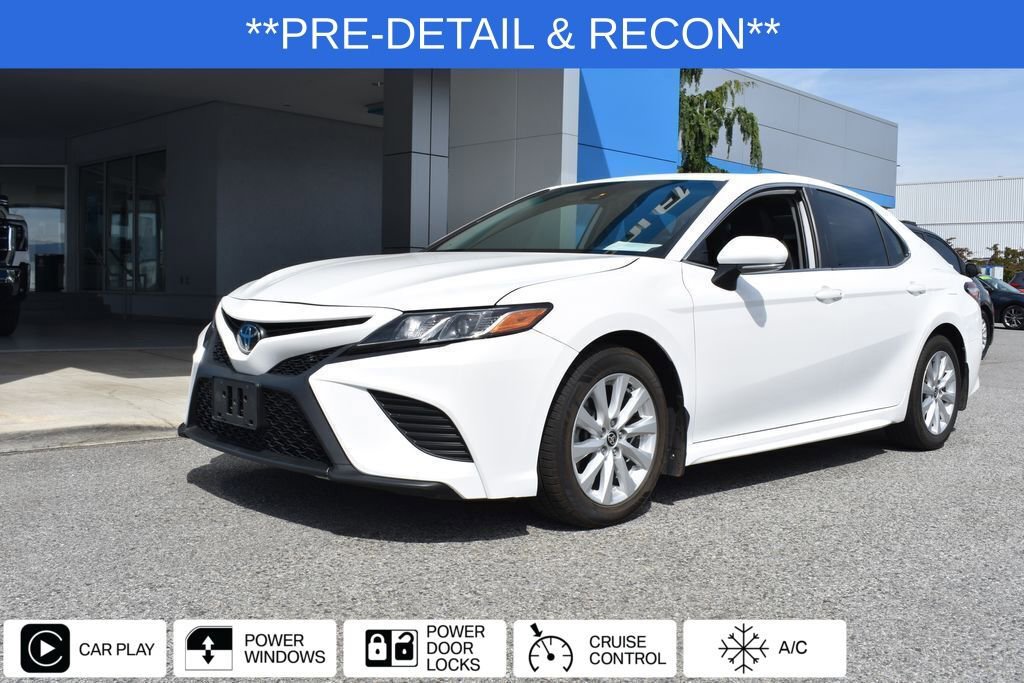 Used 2020 Toyota Camry SE FWD image 1
