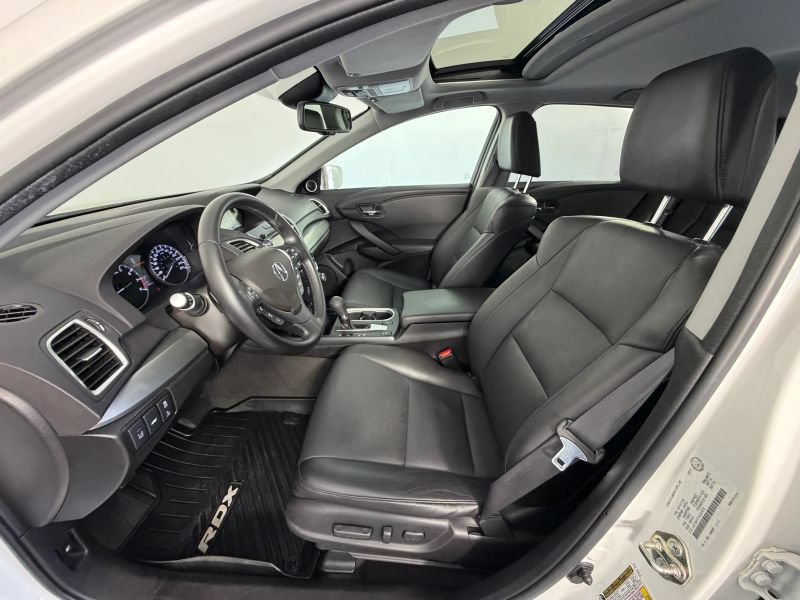 Used 2017 Acura RDX w/ Technology Package AWD/4WD image 18