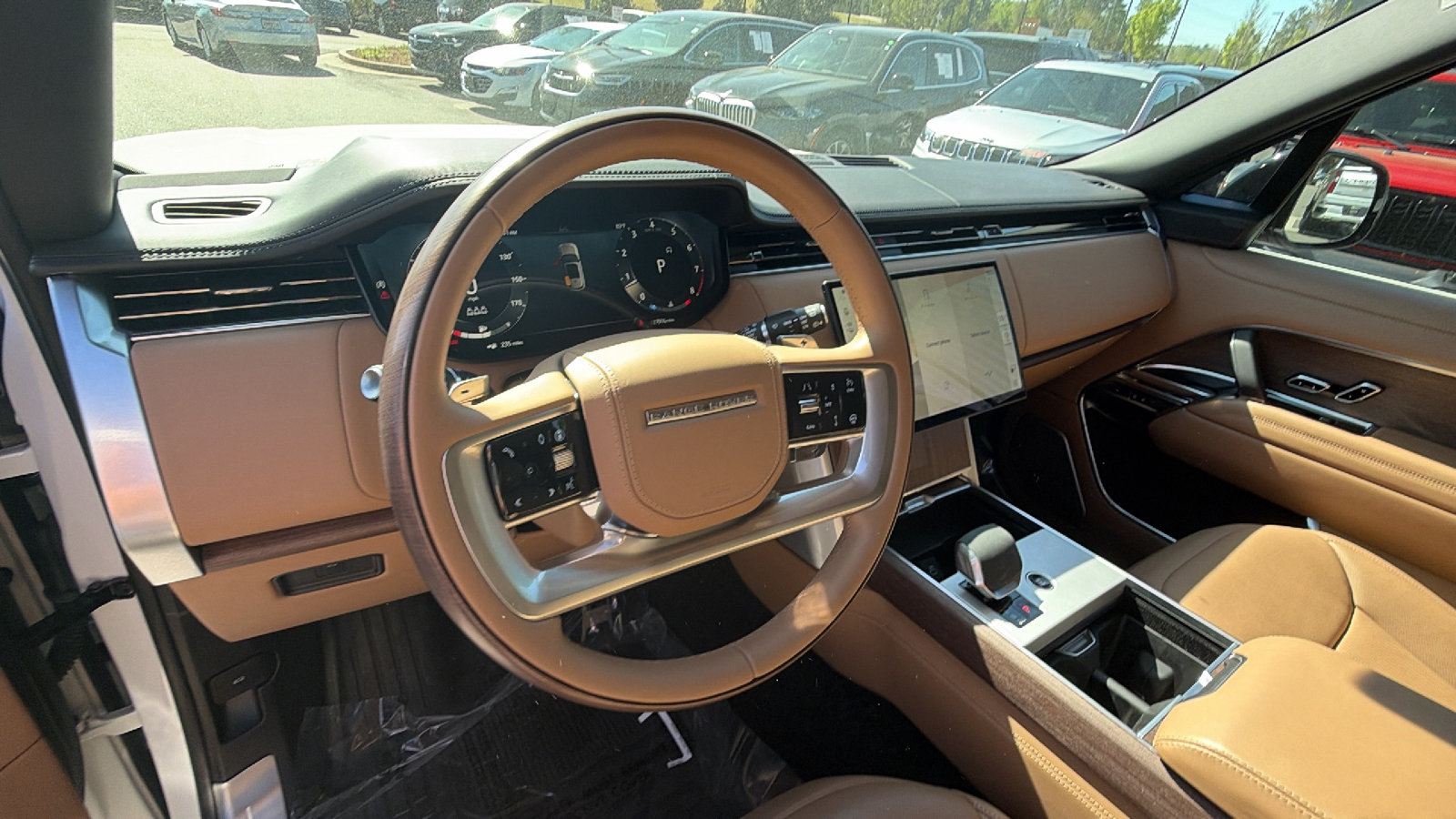 Used 2025 Land Rover Range Rover Autobiography AWD/4WD image 26