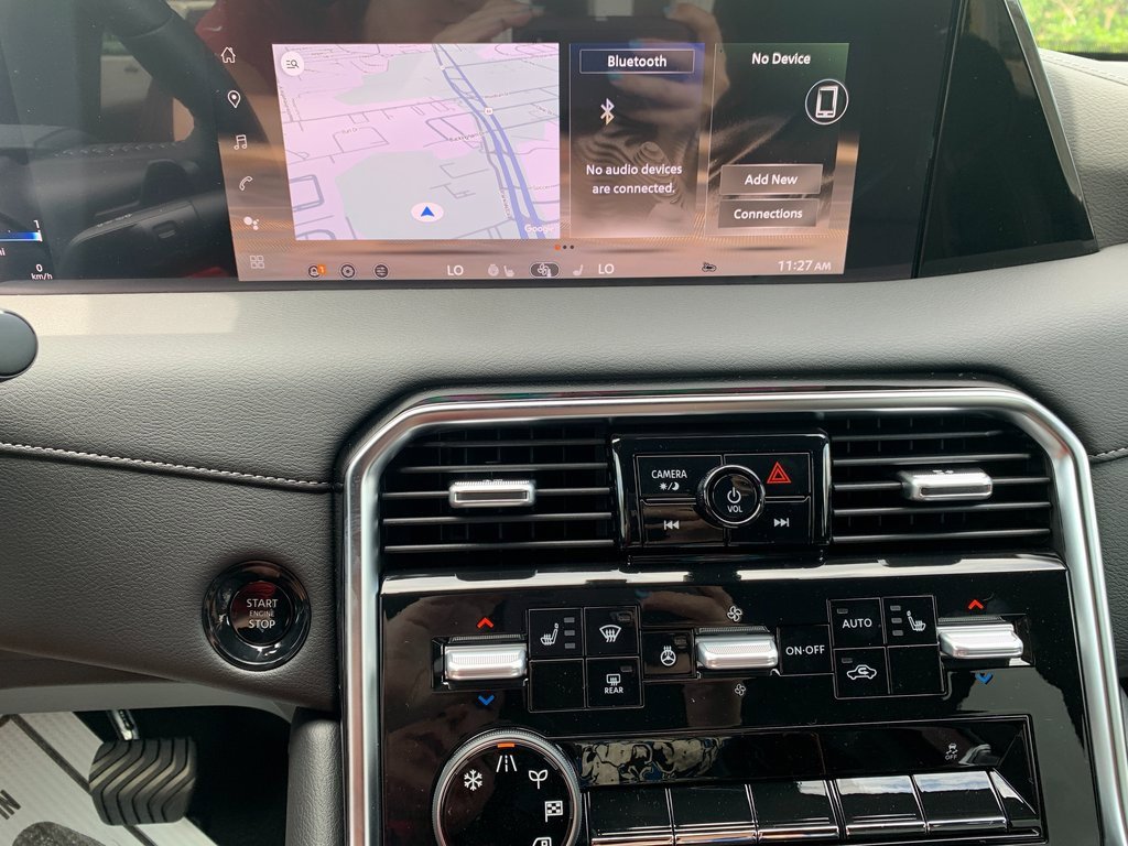 New 2025 Nissan Armada SL w/ Captain's Chari Seat Package image 12