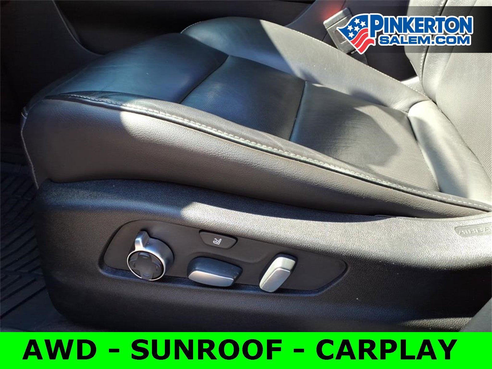 Used 2019 Cadillac XT4 Premium Luxury image 16