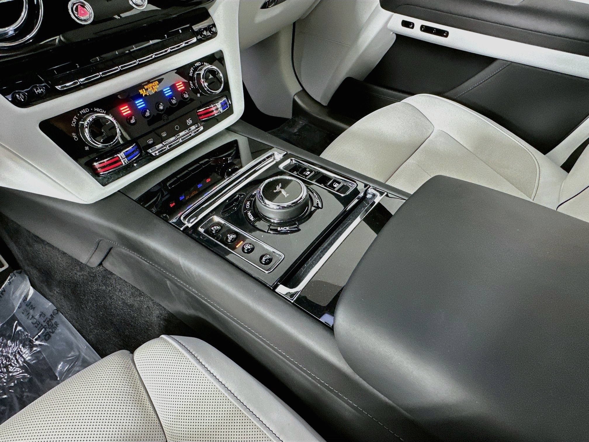 Certified 2022 Rolls-Royce Ghost AWD/4WD image 15