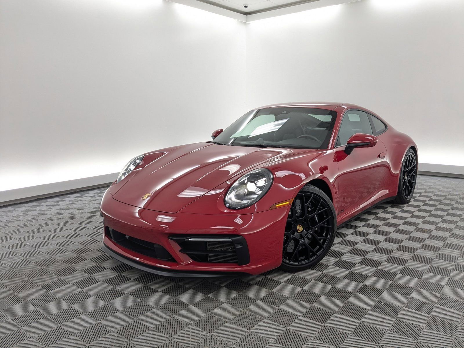 Certified 2024 Porsche 911 Carrera S image 1