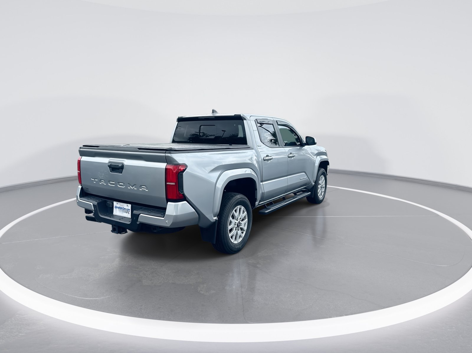 Used 2024 Toyota Tacoma SR5 w/ SR5 Upgrade Package RWD image 9